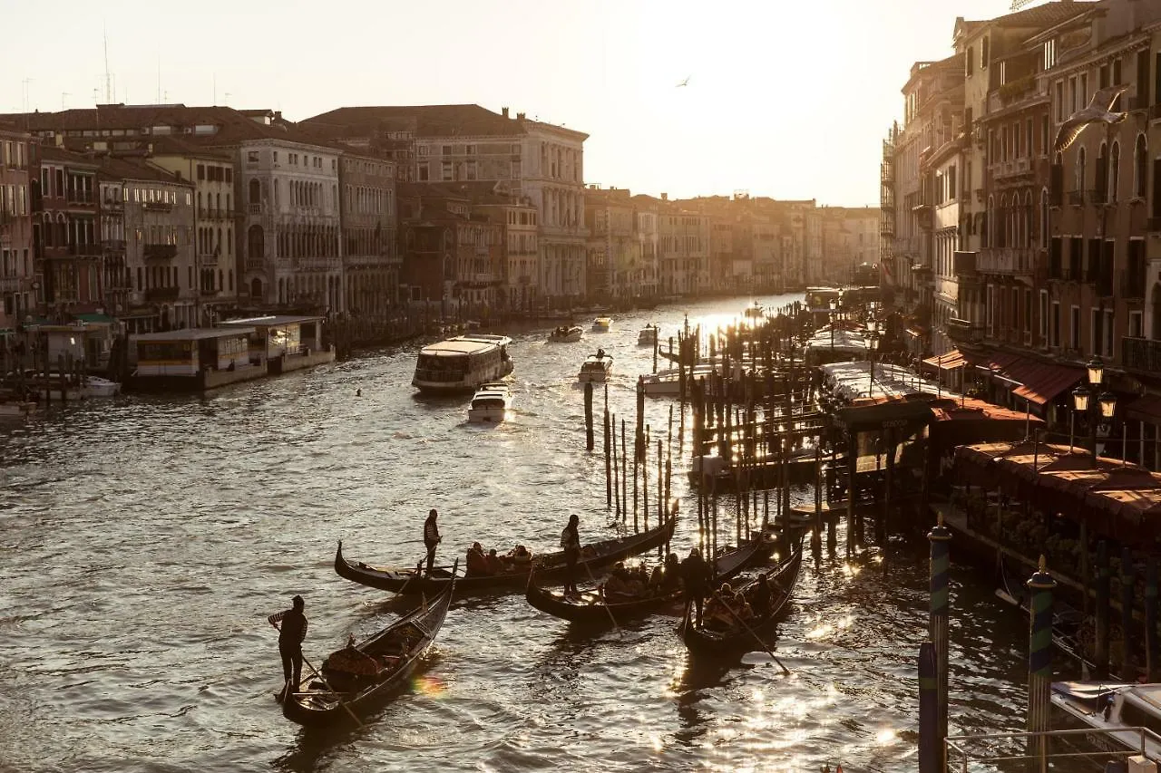 ** Otel Venice Maggior Consiglio İtalya
